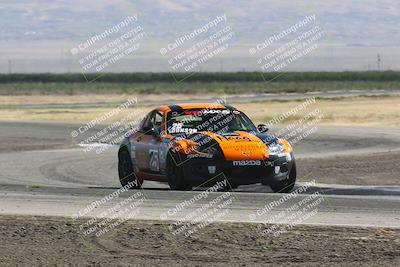 media/Jun-01-2024-CalClub SCCA (Sat) [[0aa0dc4a91]]/Group 5/Race/